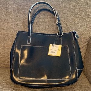 🆕Mondani New York Purse 👜 Black Leather🎀